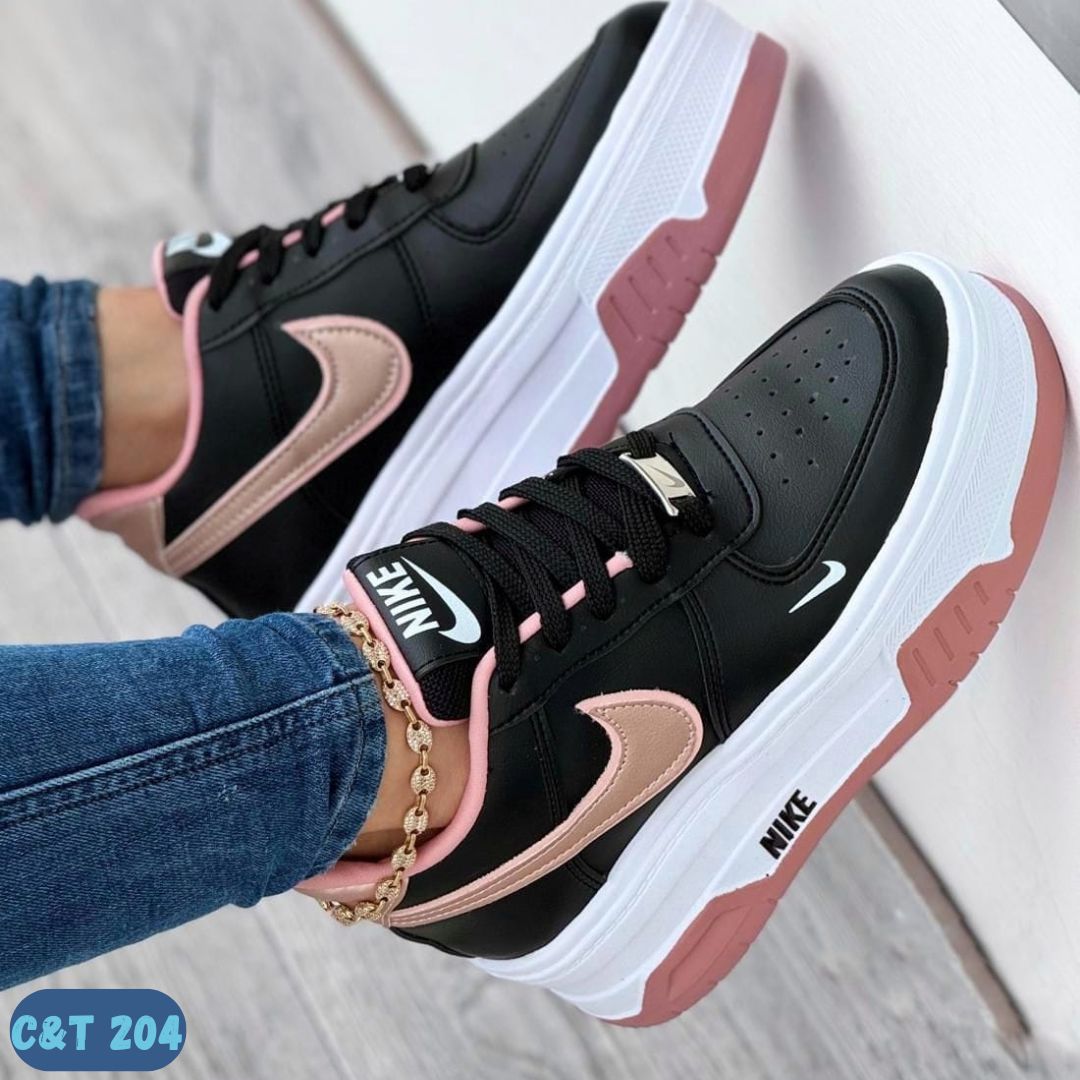 NIKE DOBLE SUELA NEGROS (C&T 204)