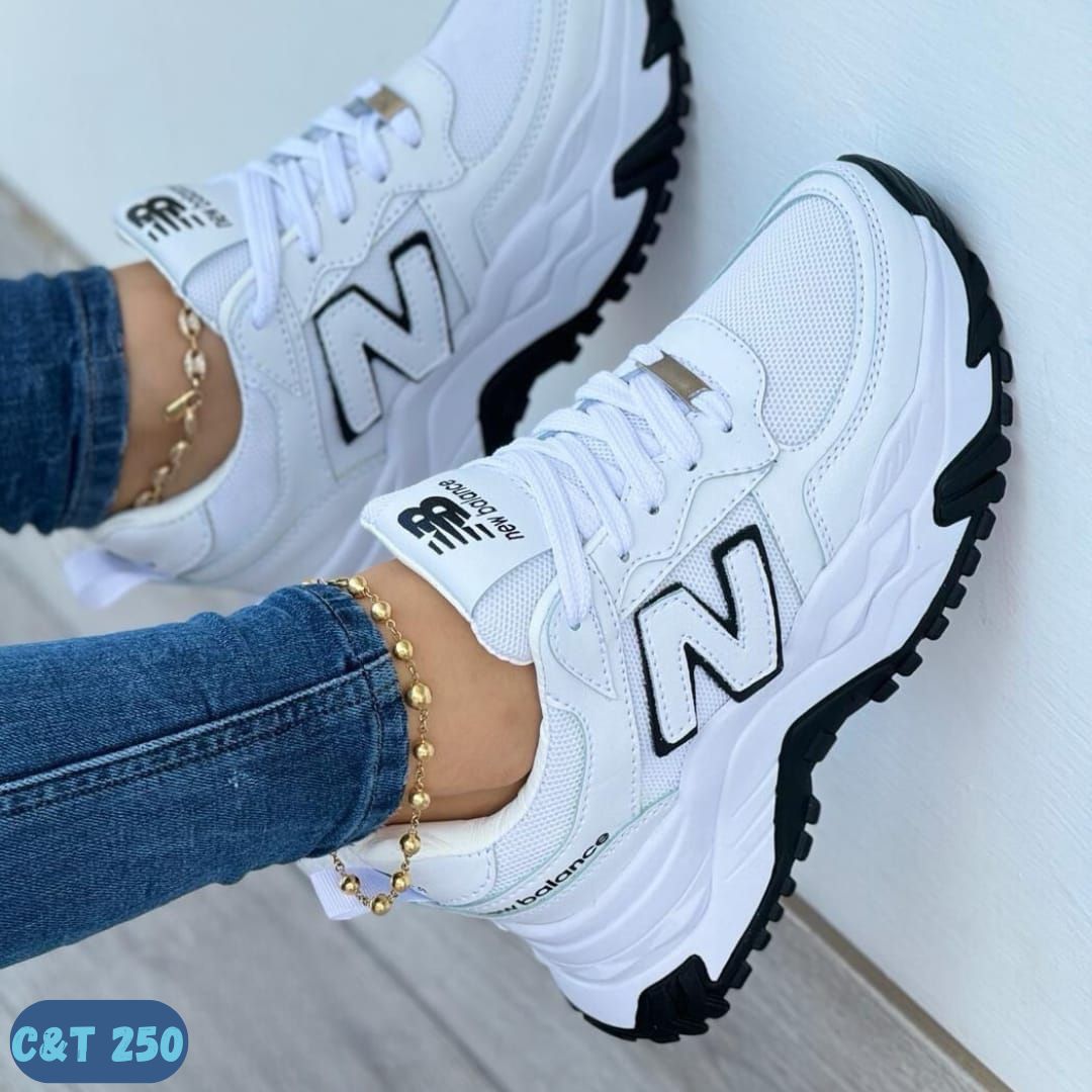 NEW BALANCE SUELA ALTA BLANCO NEGRO (C&T 250)
