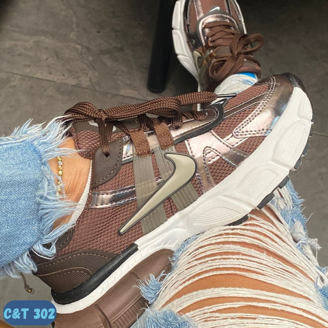NIKE SPORTSWEAR MOKA(C&T 302)