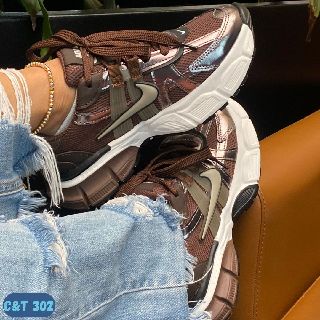 NIKE SPORTSWEAR MOKA(C&T 302)