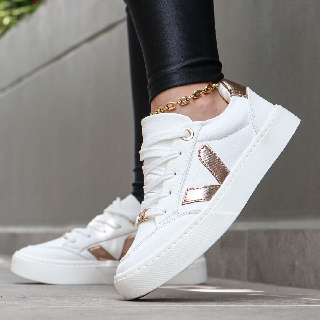 VEJA CASUAL ORO ROSA