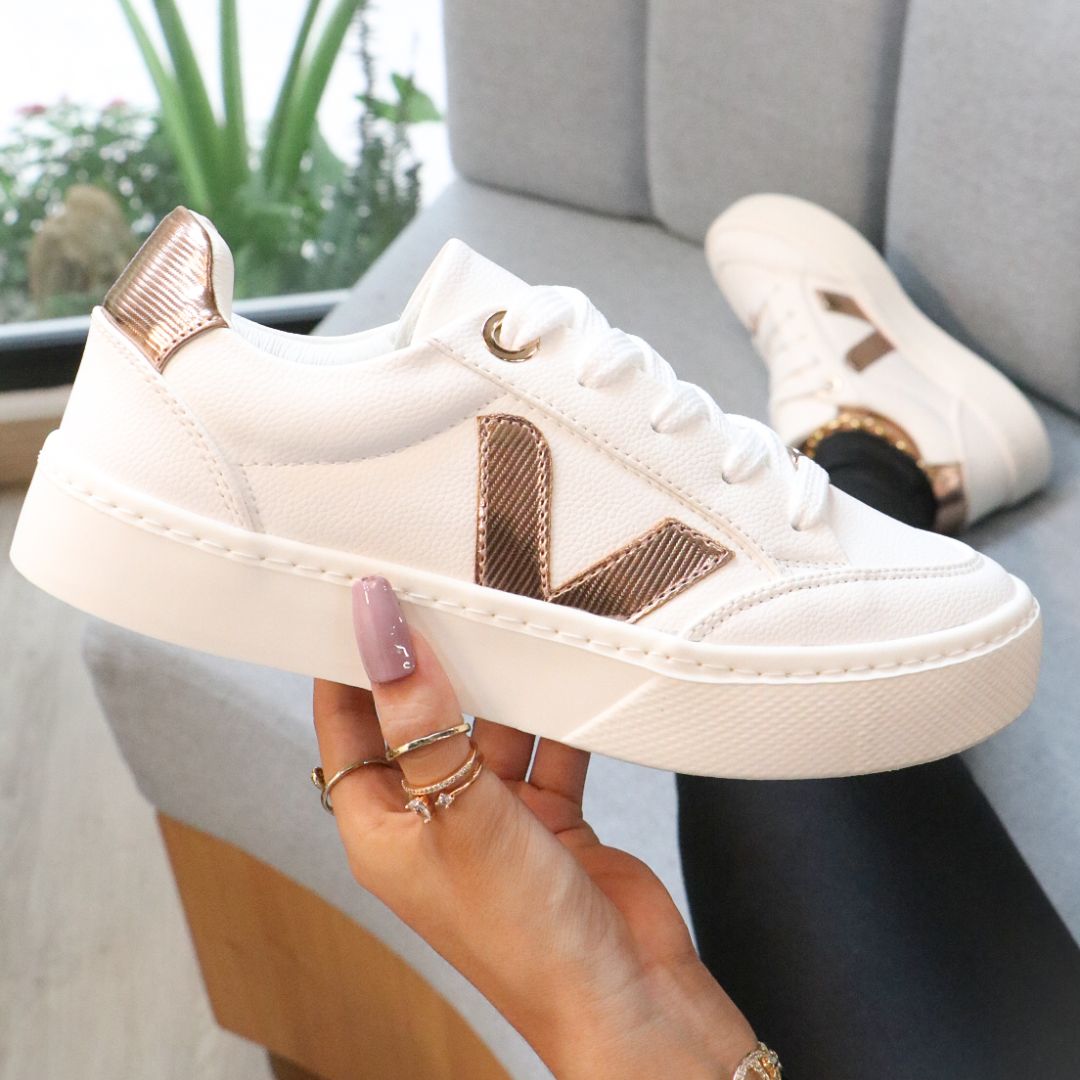 VEJA CASUAL ORO ROSA