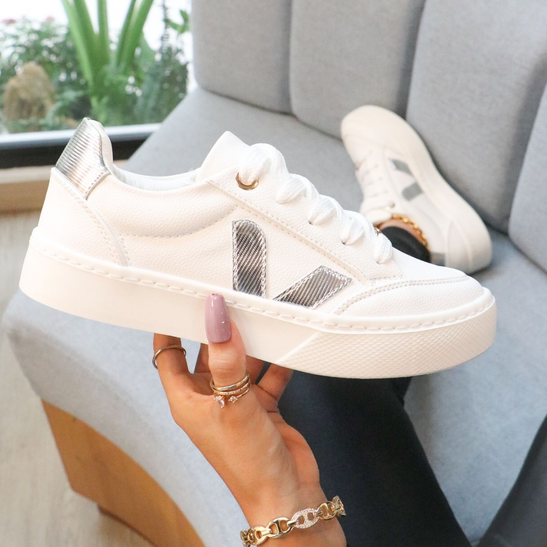 VEJA CASUAL PLATA