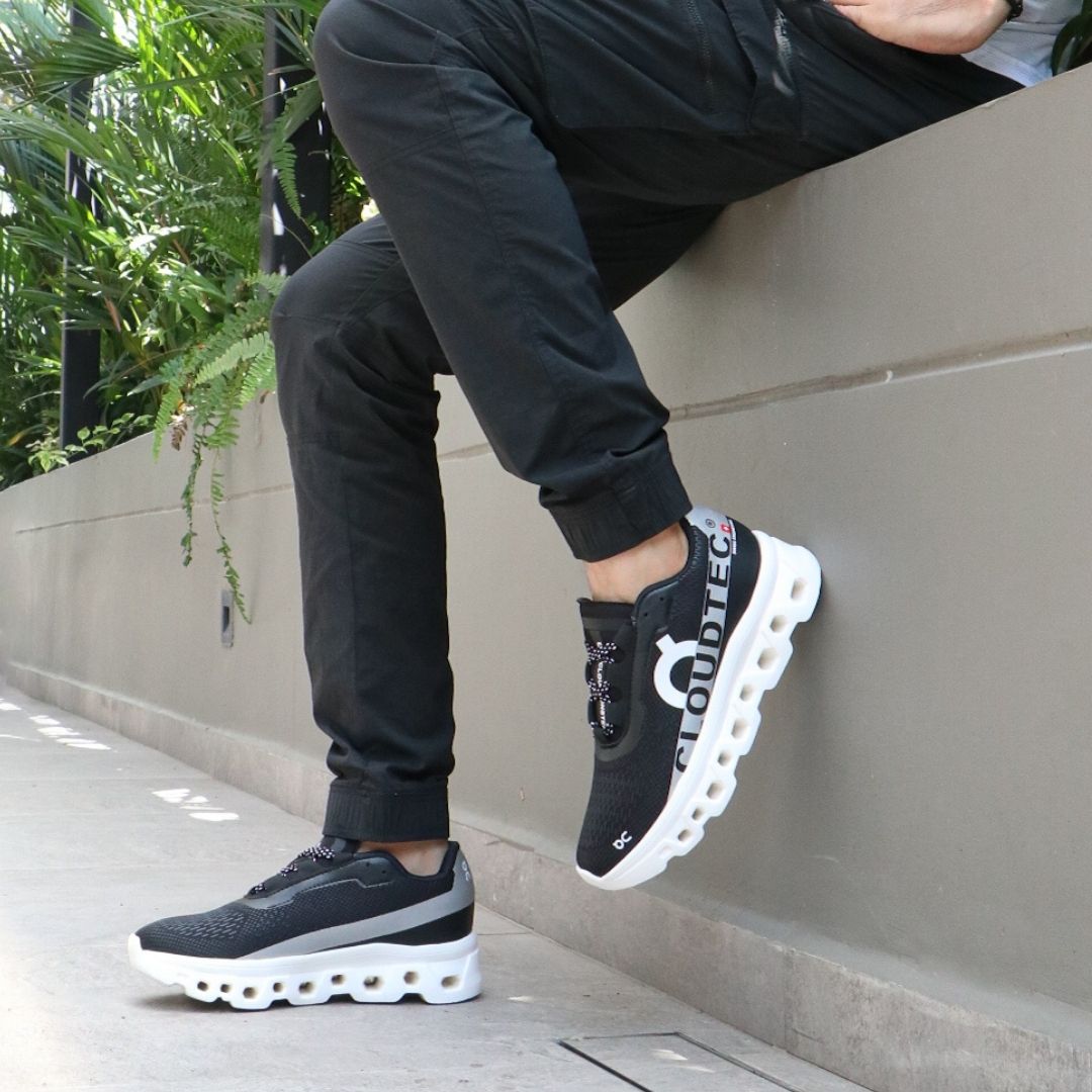 ON Y17 RUNNING NEGRO S BLANCA